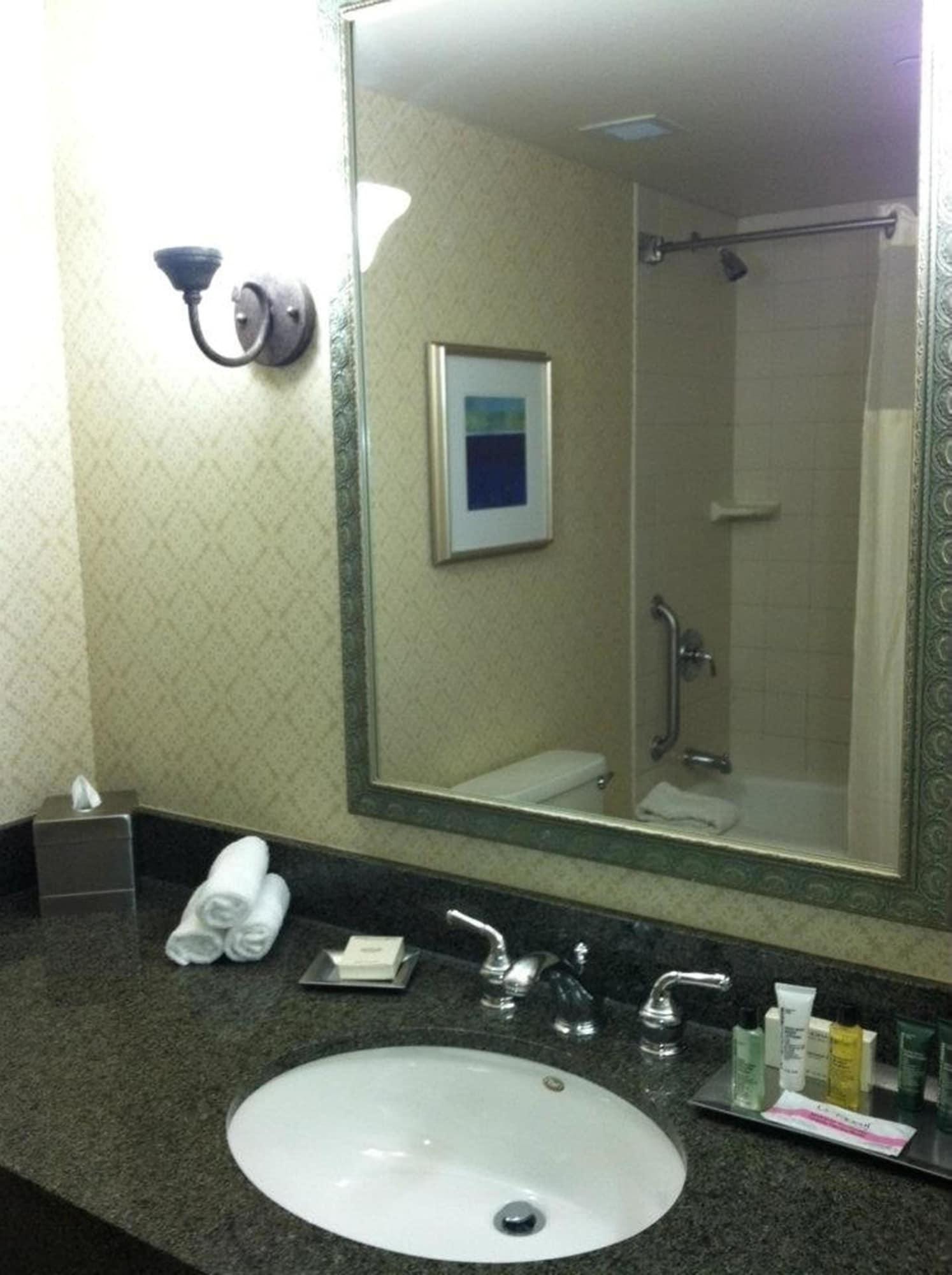 Hilton Scranton & Conference Center Hotel Esterno foto